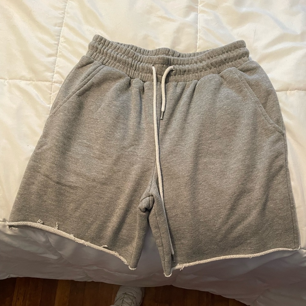 Forever 21 gray fleece tie shorts. Size XS